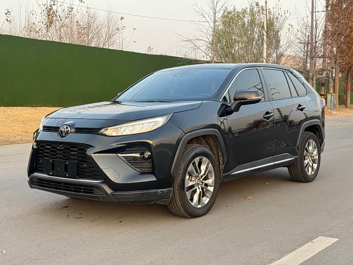 Фото 1 - Toyota Wildlander