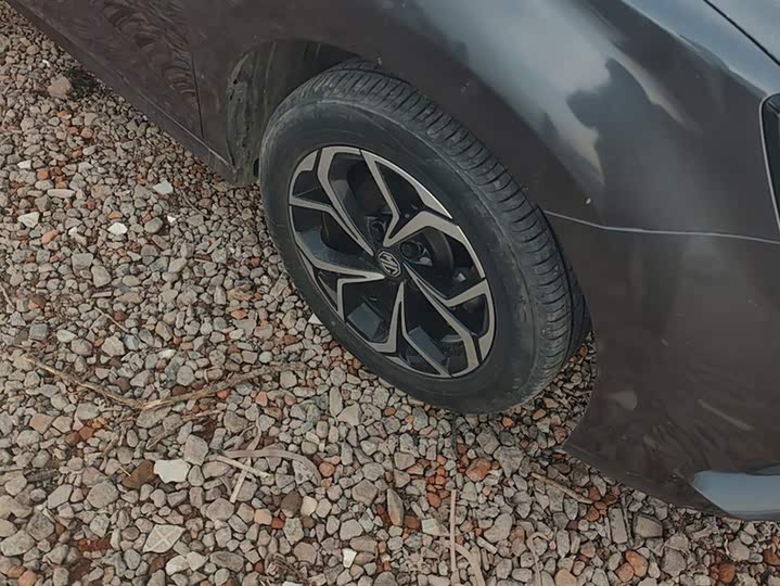 Фото 6 - MG Motor 5