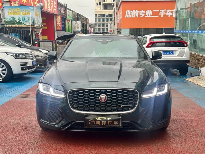 Фото 2 - Jaguar XF L