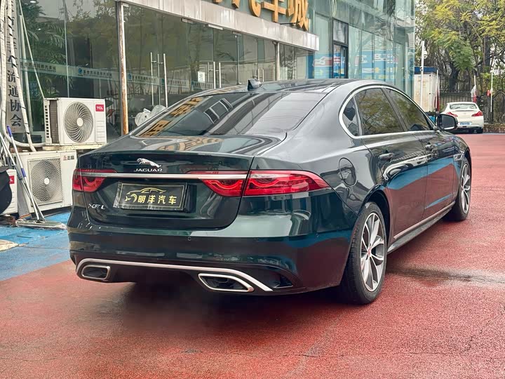 Фото 5 - Jaguar XF L