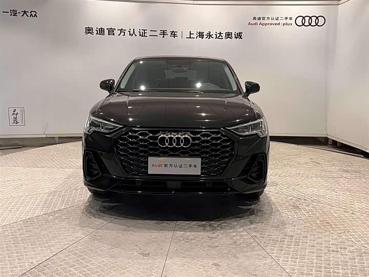 Фото 2 - Audi Q3 Sportback