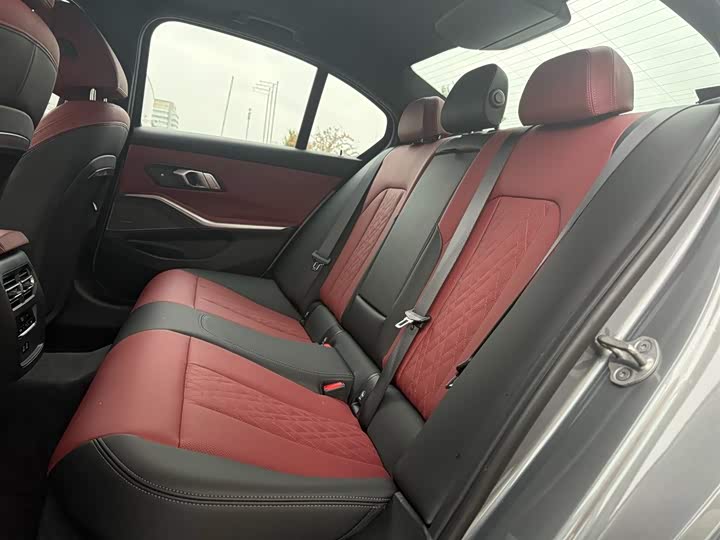 Фото 8 - BMW 3 Series