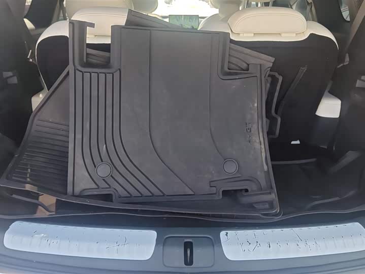 Фото 4 - Dongfeng Yipai eπ 008