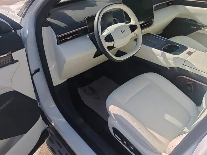 Фото 9 - Dongfeng Yipai eπ 008