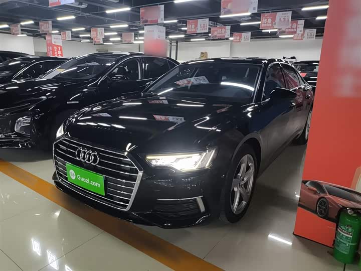 Фото 1 - Audi A6L