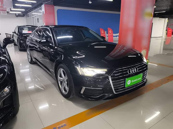 Фото 4 - Audi A6L