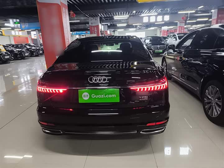 Фото 6 - Audi A6L