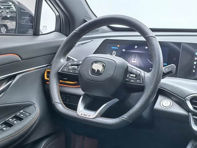 Фото 7 - Changan UNI-T