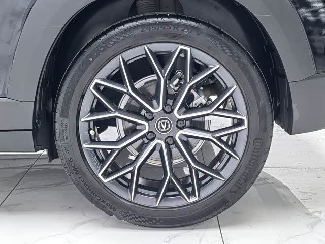 Фото 8 - Changan UNI-T