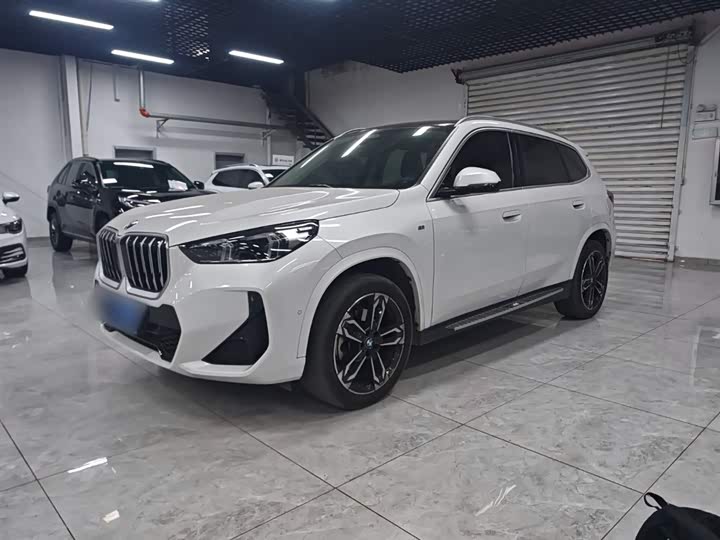 Фото 2 - BMW X1