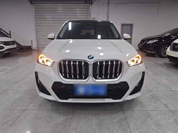 Фото 3 - BMW X1
