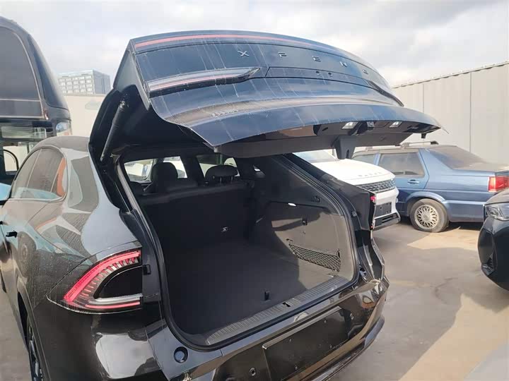 Фото 9 - XPeng G7