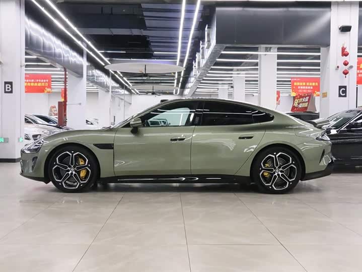 Фото 3 - Xiaomi SU7