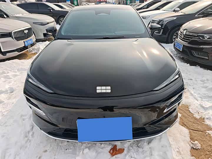 Фото 2 - Geely Galaxy Starshine 8 EM-i