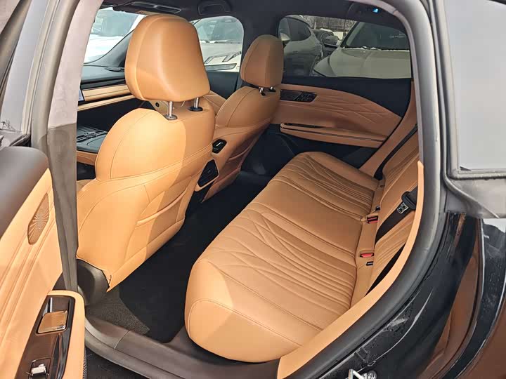 Фото 5 - Geely Galaxy Starshine 8 EM-i