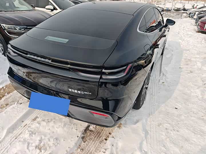 Фото 9 - Geely Galaxy Starshine 8 EM-i