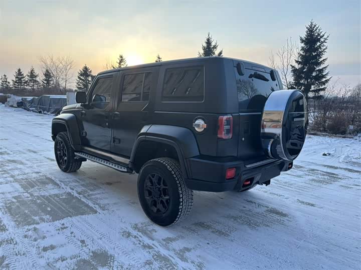 Фото 7 - BAIC Beijing BJ40