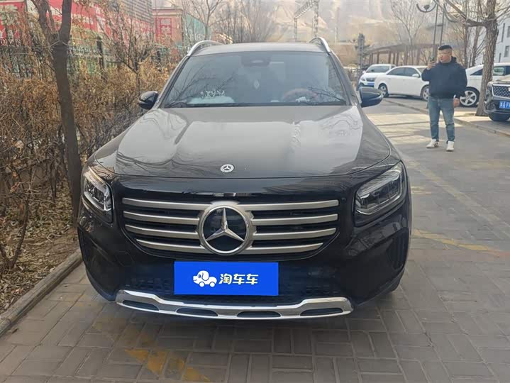 Фото 2 - Mercedes-Benz GLB-Class