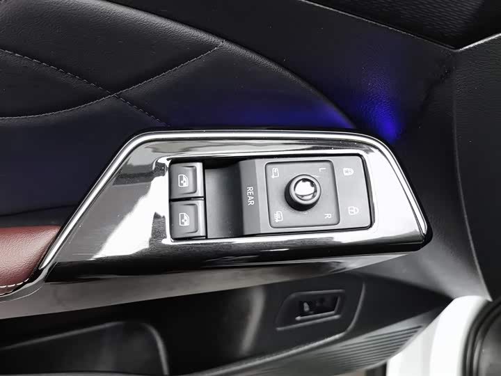 Фото 9 - Volkswagen ID.6 X