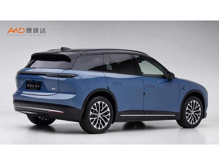 Фото 3 - Nio ES6