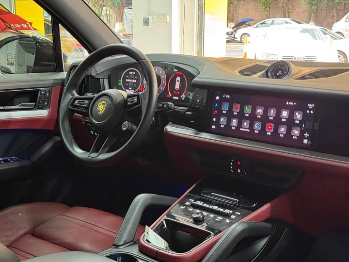 Фото 5 - Porsche Cayenne