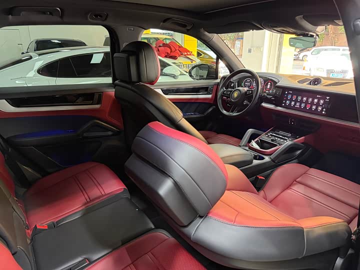 Фото 6 - Porsche Cayenne