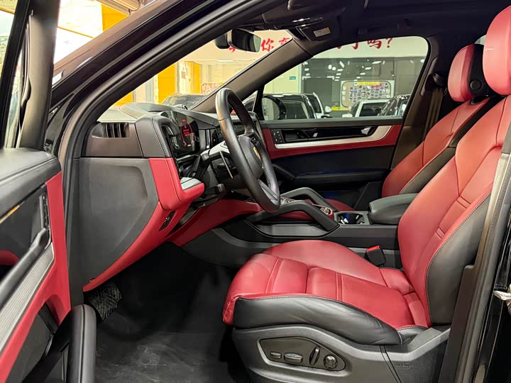 Фото 7 - Porsche Cayenne