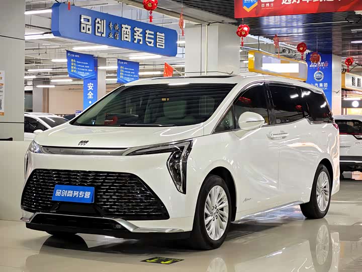 Фото 1 - Buick GL8 Century