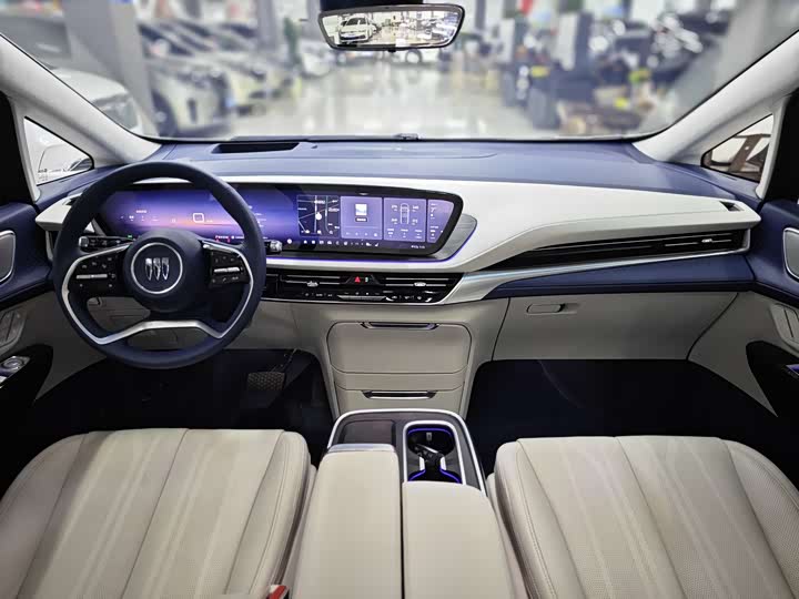 Фото 4 - Buick GL8 Century