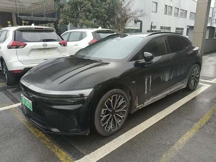 Фото 1 - Zeekr 007 GT