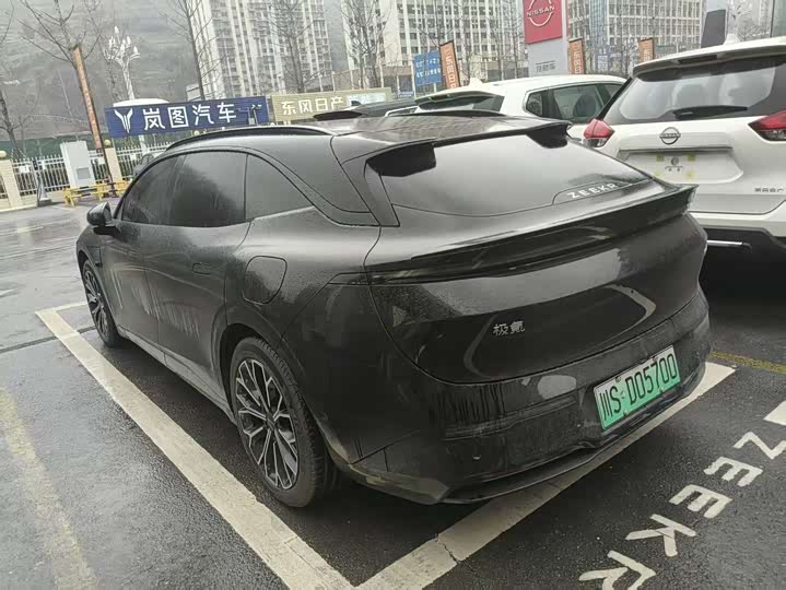 Фото 5 - Zeekr 007 GT