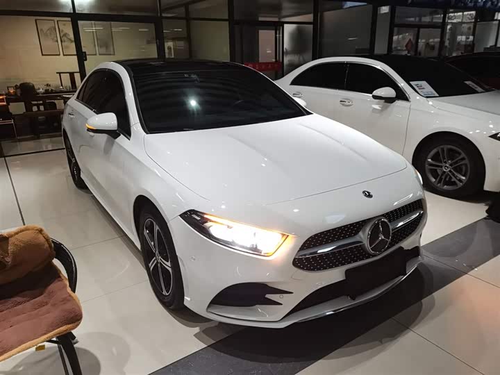 Фото 4 - Mercedes-Benz A-Class