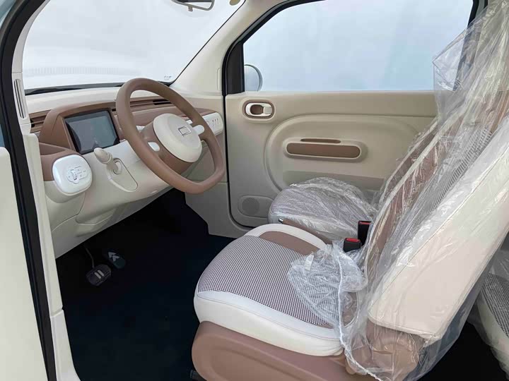 Фото 6 - Bestune Pony