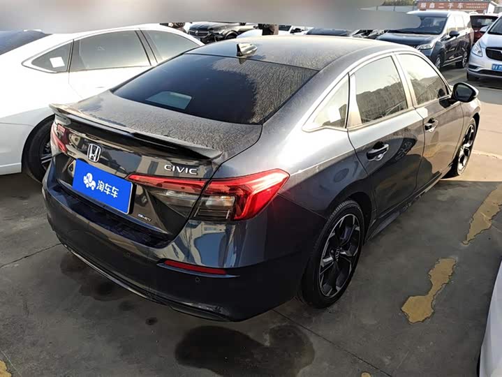 Фото 3 - Honda Civic