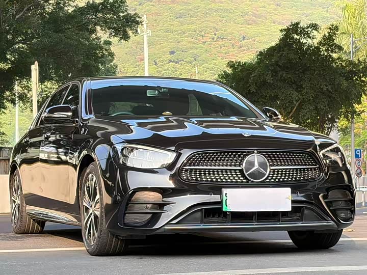 Фото 3 - Mercedes-Benz E-Class Hybrid