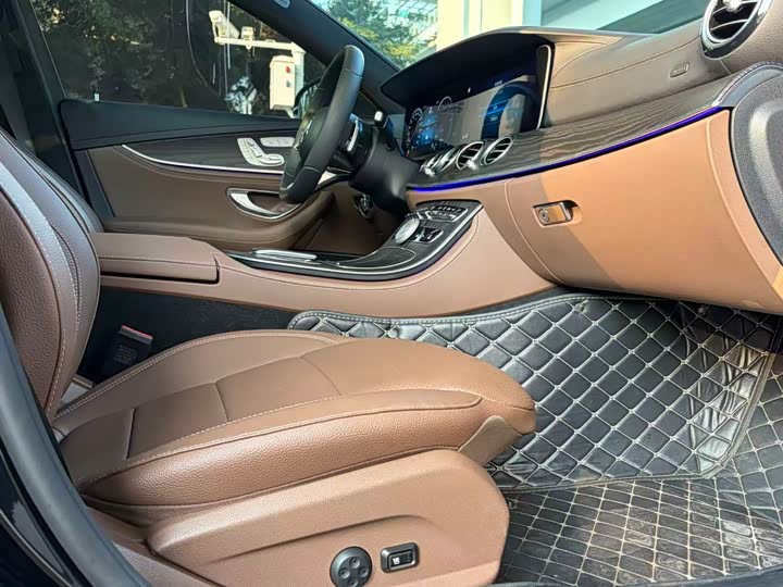 Фото 4 - Mercedes-Benz E-Class Hybrid