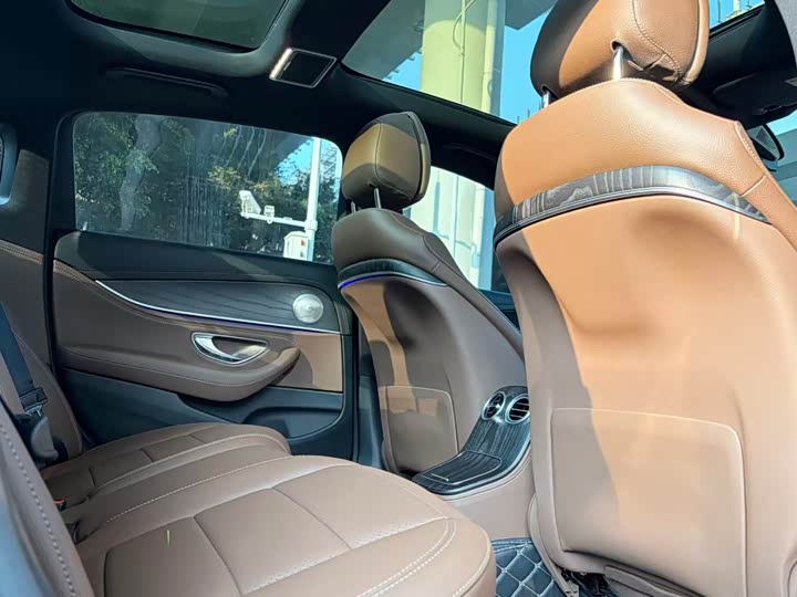 Фото 6 - Mercedes-Benz E-Class Hybrid