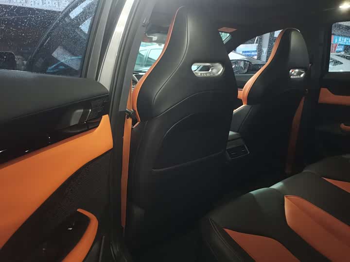 Фото 6 - Changan UNI-V