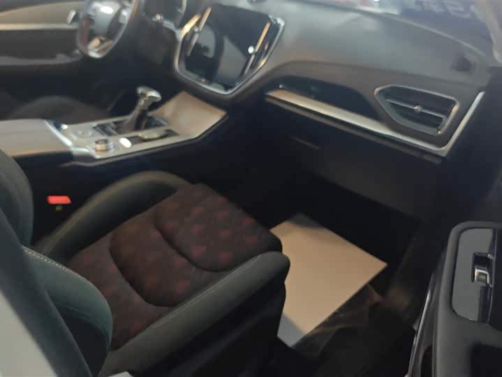 Фото 8 - Jetour X70