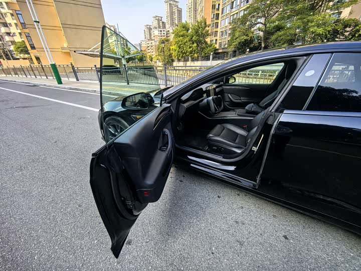 Фото 7 - Tesla Model S