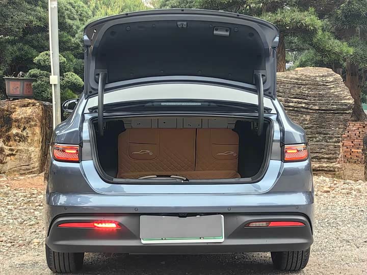 Фото 8 - BYD Seal 05 DM-i Hybrid