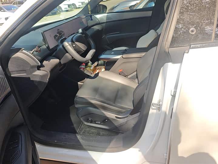 Фото 9 - Geely Jiyue 01