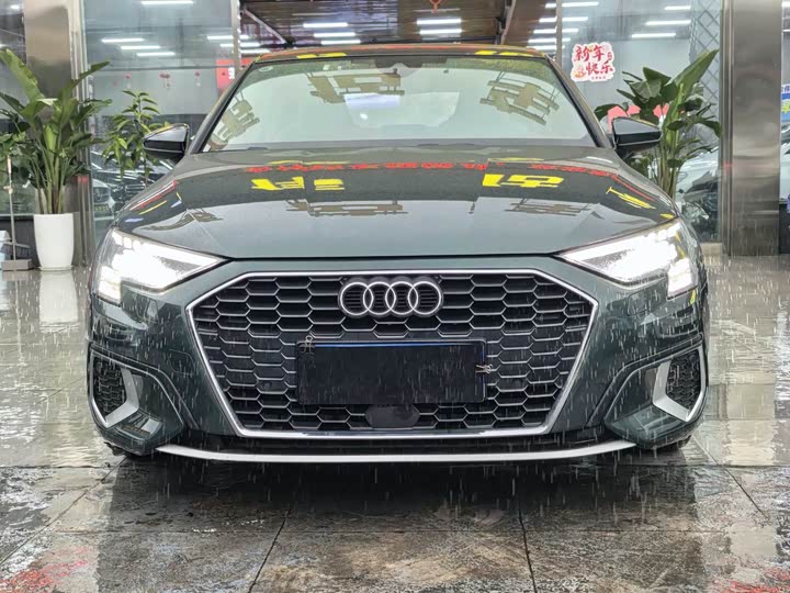 Фото 2 - Audi A3