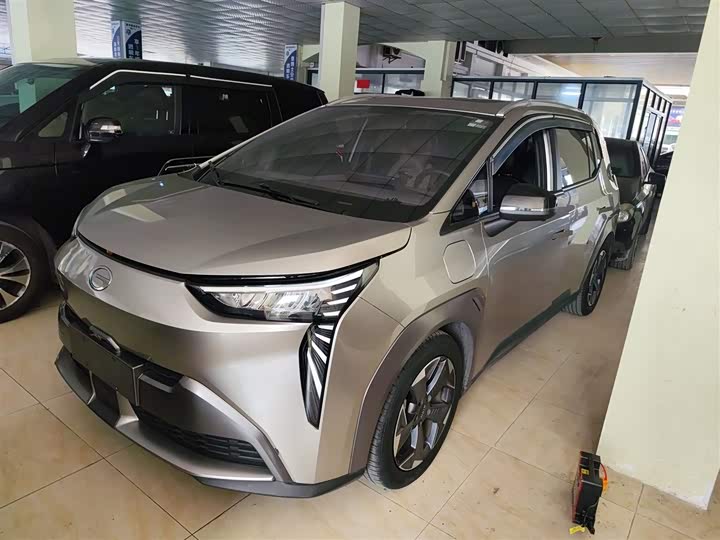 Фото 2 - GAC Aion Y