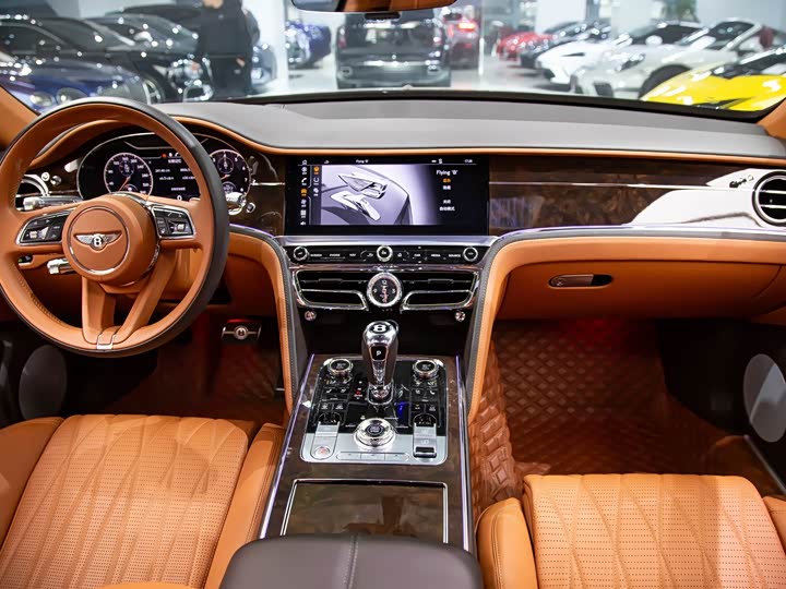 Фото 6 - Bentley Flying Spur