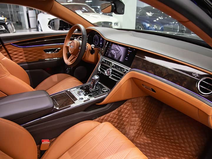 Фото 7 - Bentley Flying Spur