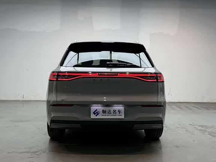 Фото 3 - Geely Galaxy E5