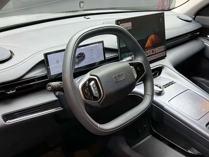 Фото 8 - Geely Galaxy E5