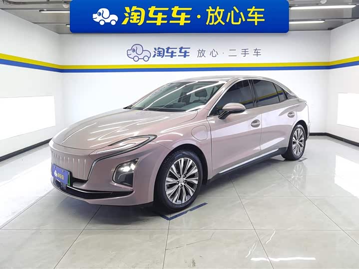 Фото 1 - Hongqi E-QM5