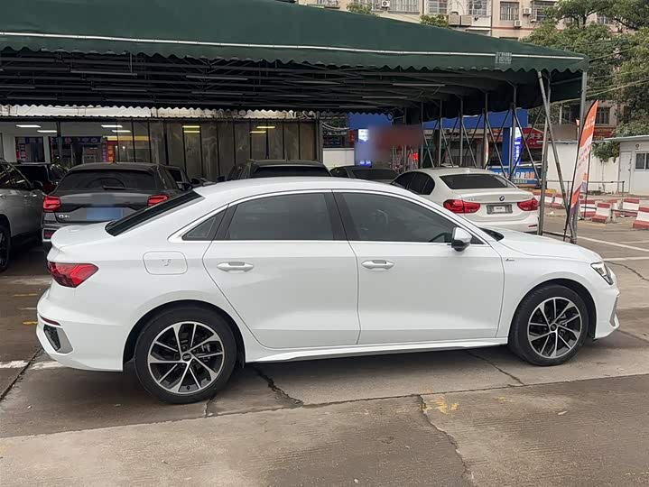 Фото 8 - Audi A3